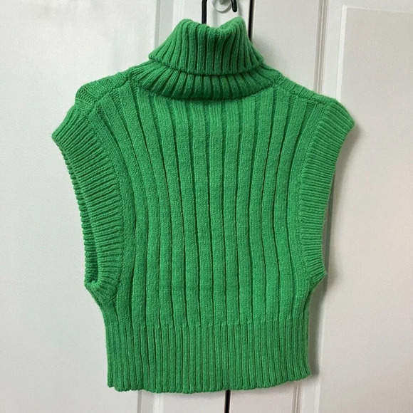 Zara Thick Ribbed Knit Green Turtleneck Crop Sweater Vest Waistcoat Bra… - Picture 5 of 5
